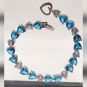White & Blue Heart Shaped Moissanite Bracelet